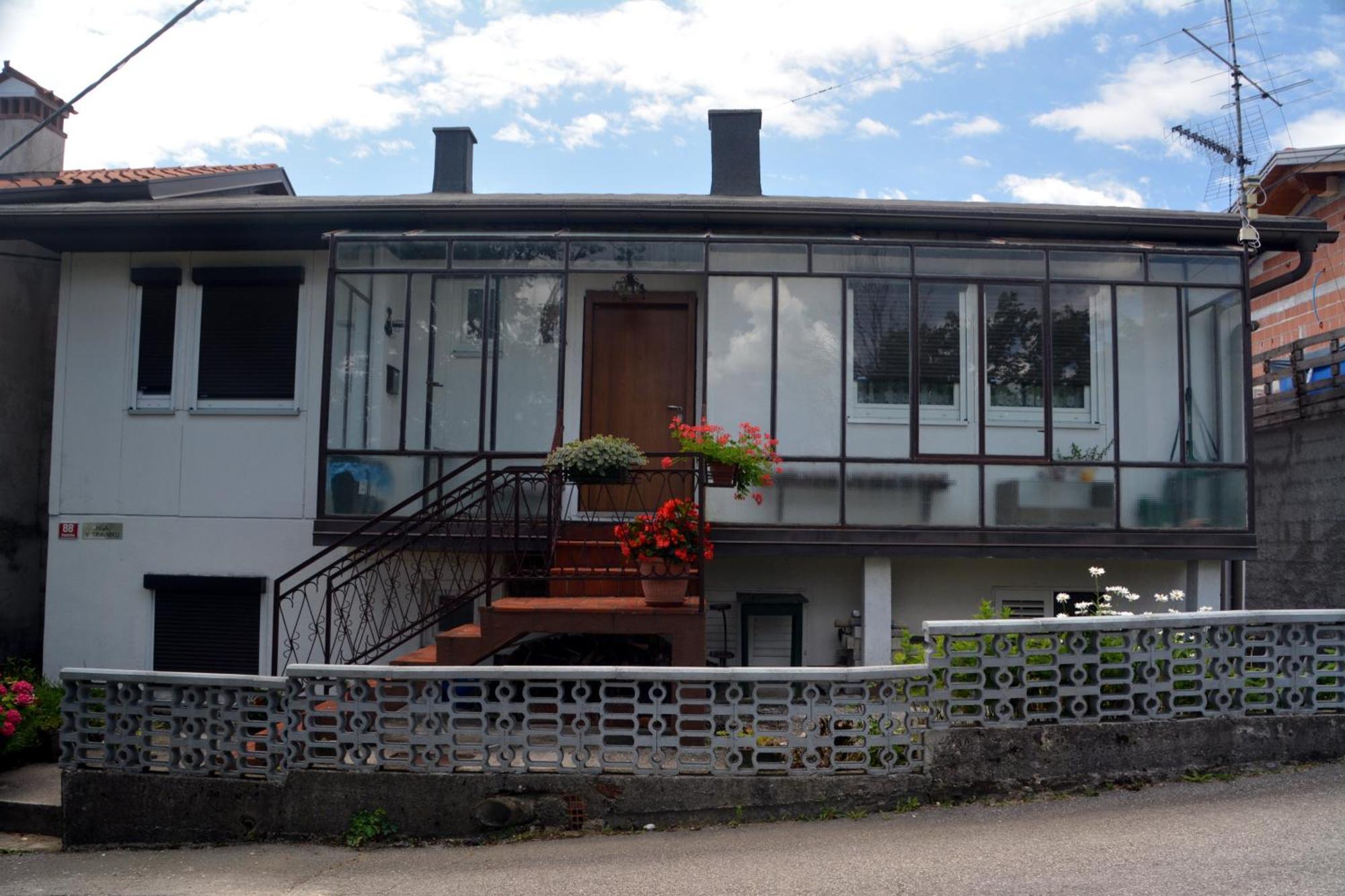 Villa Hisa V Travniku Smartno Exterior foto